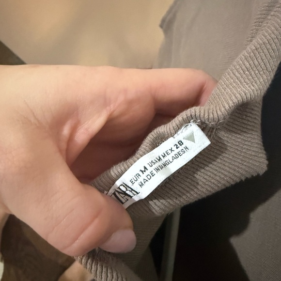 Zara Taupe Ribbed Top - Picture 3 of 3